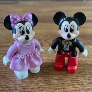 Lego Duplo x Disney preschool Mickey & Minnie Mouse figures